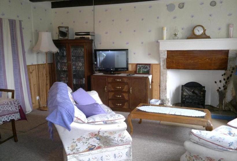 Bed and Breakfast La Maison Jaune