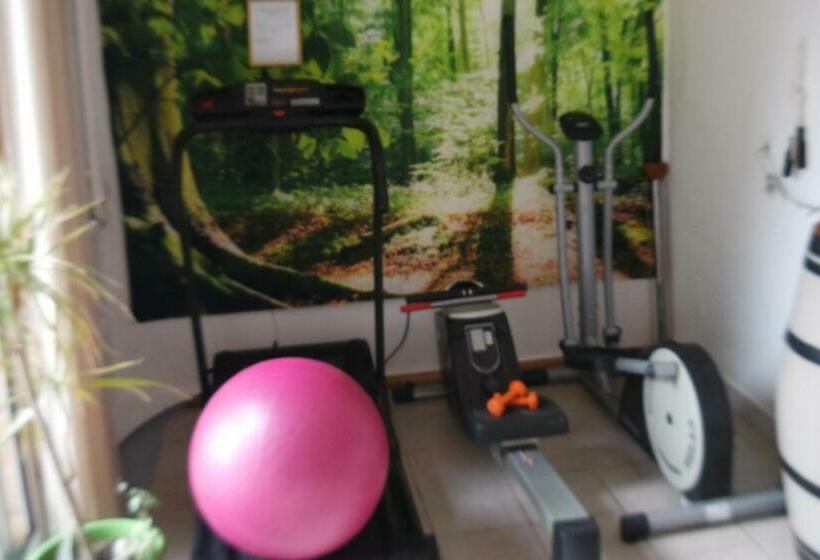 ベッドアンドブレックファースト Le Balcon Des Jasses