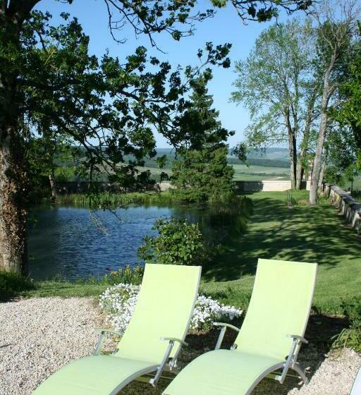 Bed and Breakfast Manoir De Montflambert