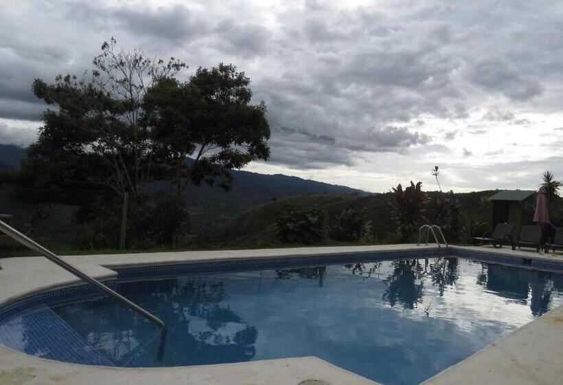 تختخواب و صبحانه Rinconcito Verde