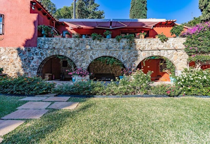 Casa Paraiso Boutique B&b