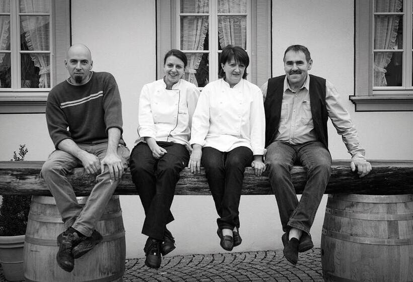 Der Patrizierhof   Weingut Gasthof Hotel   Familie Grebner