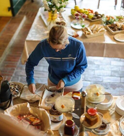 فندق Agriturismo Biologico La Buona Terra