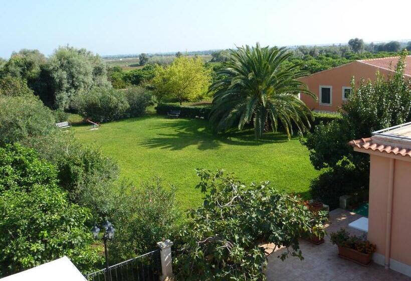 فندق Agriturismo Limoneto