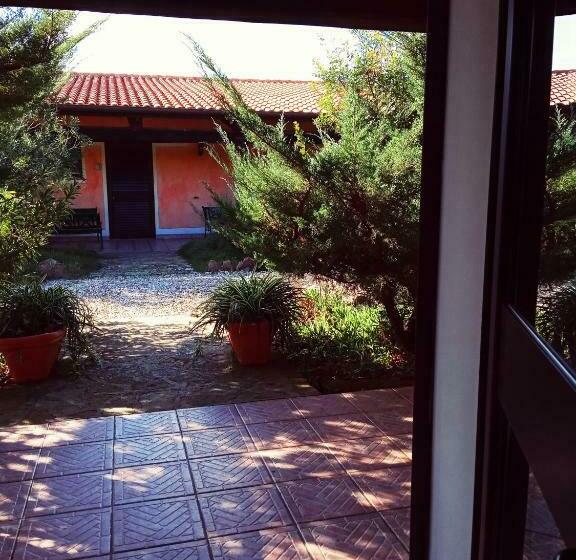Отель Agriturismo Pedru Caddu
