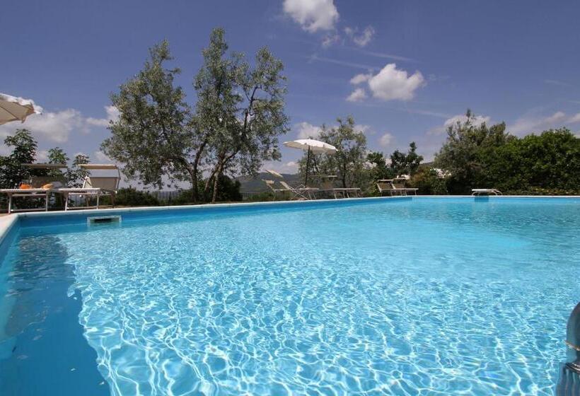 Отель Agriturismo Santo Stefano