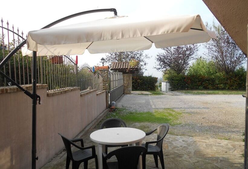 בית מלון כפרי Agriturismo Schlin