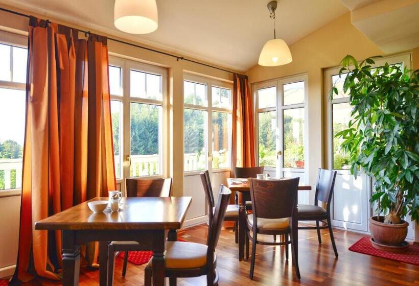 ホテル Auf Wolke 8