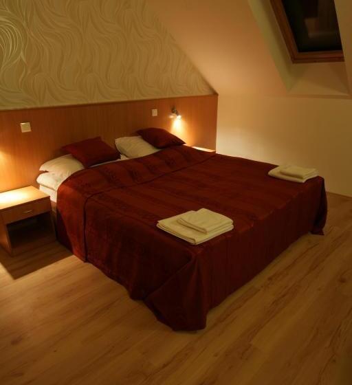 בית מלון כפרי Belvárdi Fogadó