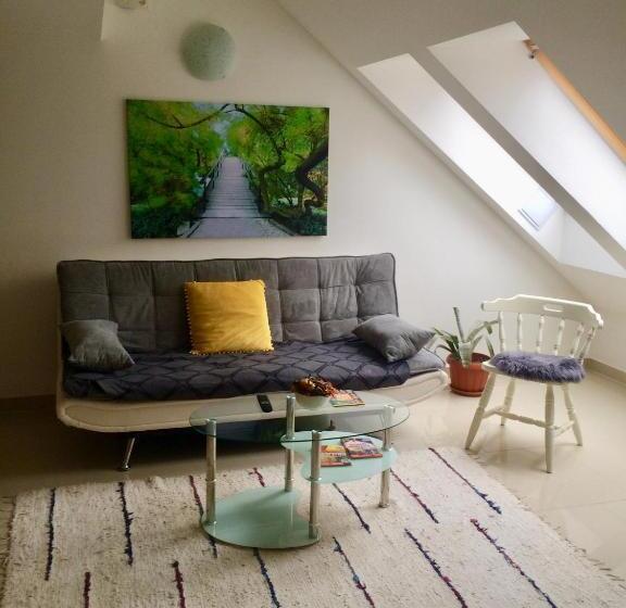 בית מלון כפרי Belvárdi Fogadó