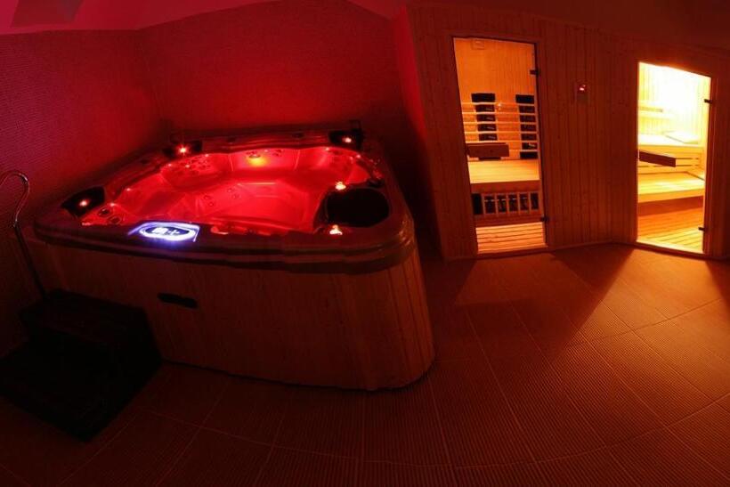 בית מלון כפרי Belvárdi Fogadó