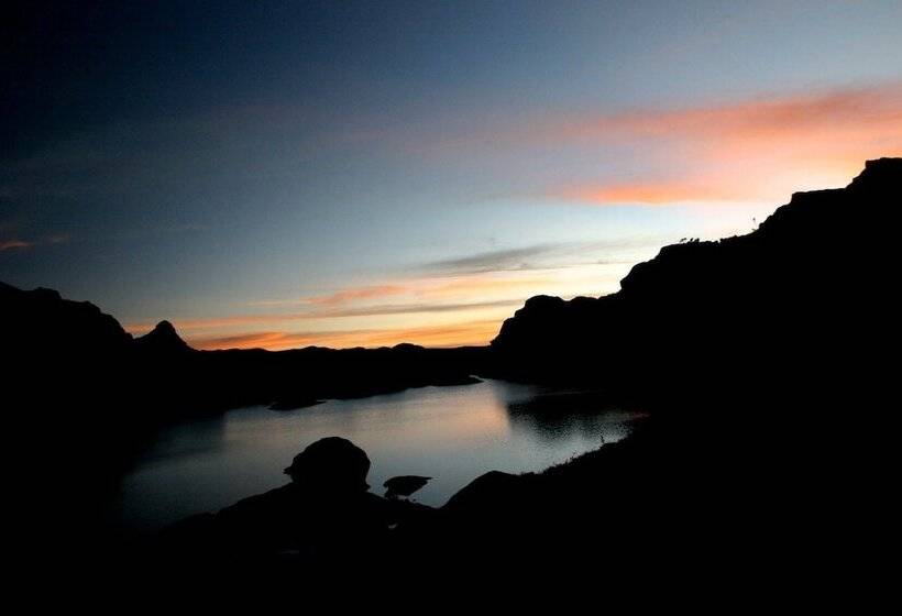 هتل Cariongo Plaza