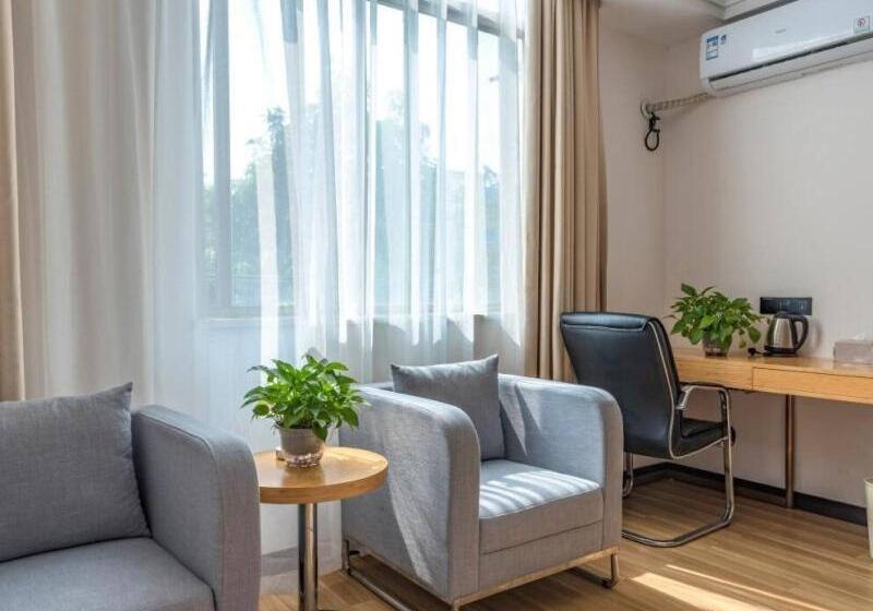 Hotel Greentree Inn Guangxi Hepu Huanzhusouthrd.transit Center Express