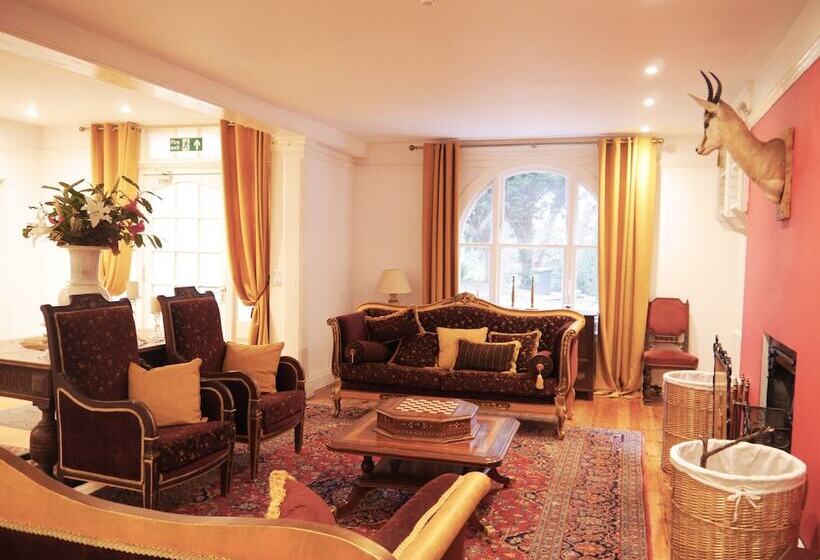 בית מלון כפרי Guestling Hall