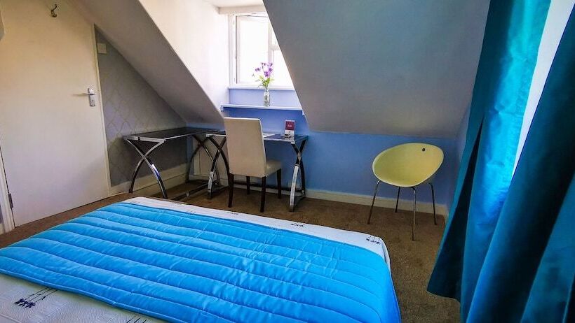 בית מלון כפרי Guestling Hall