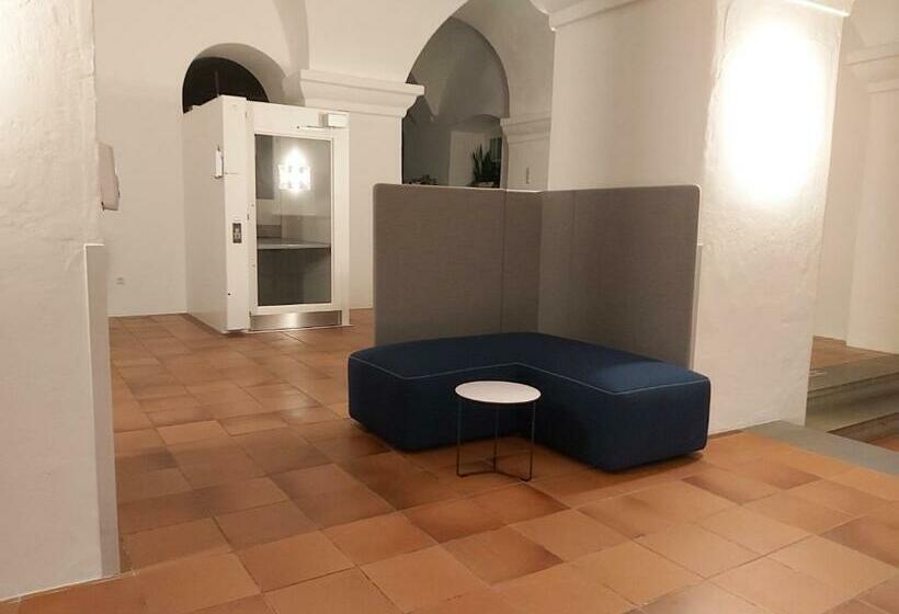 ホテル Jugendhaus St. Norbert