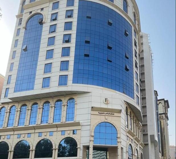 ホテル Kyona Alaziziyah