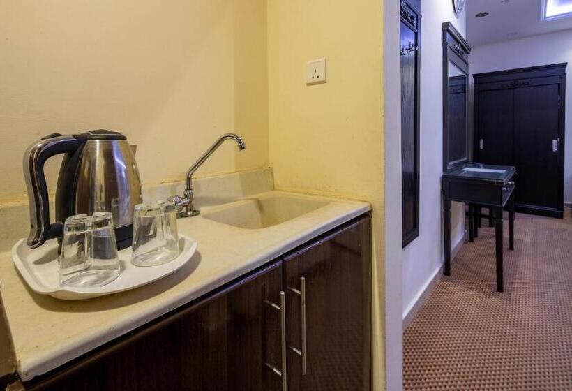 ホテル Kyona Alaziziyah