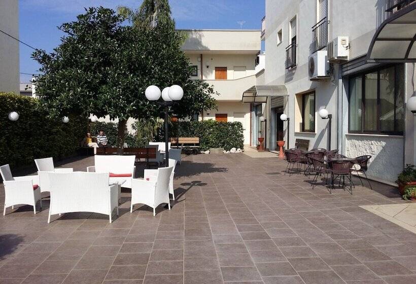 فندق La Tana Del Lupo