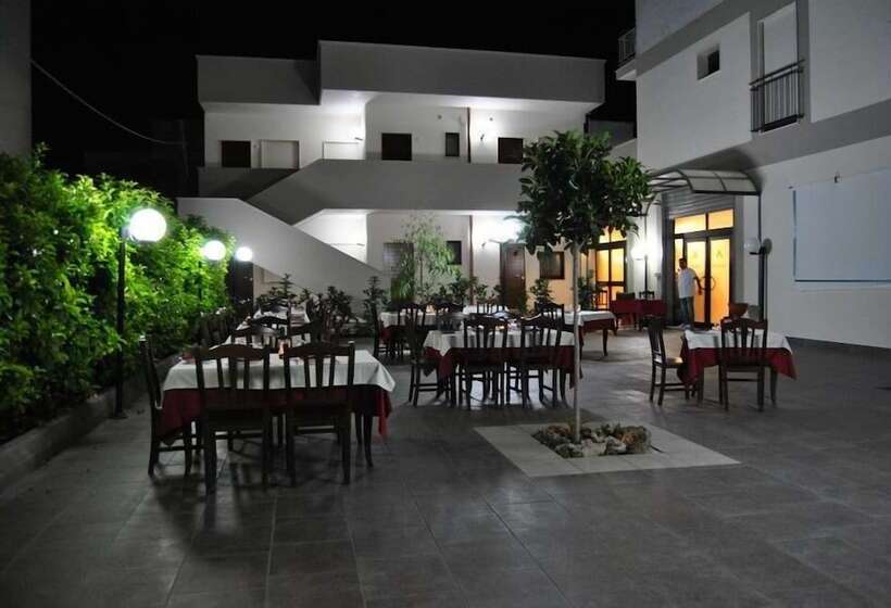 فندق La Tana Del Lupo