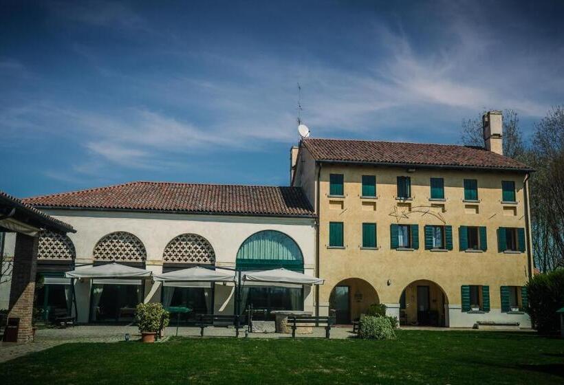 בית מלון כפרי Le Vigne Morosina