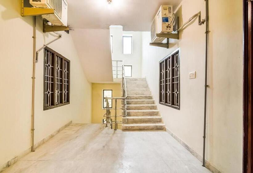 호텔 O Kartikeya Park View Residency