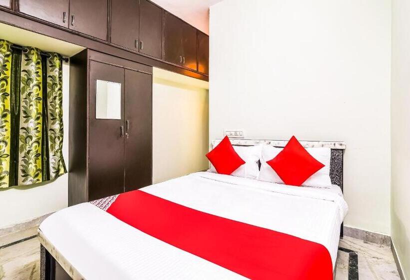 호텔 O Kartikeya Park View Residency