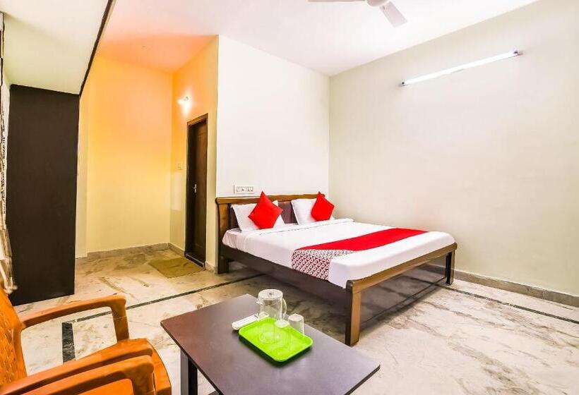 호텔 O Kartikeya Park View Residency