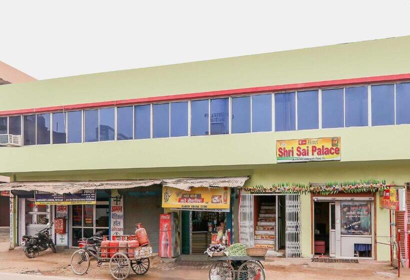 בית מלון כפרי Oyo 75326  Shri Sai Palace