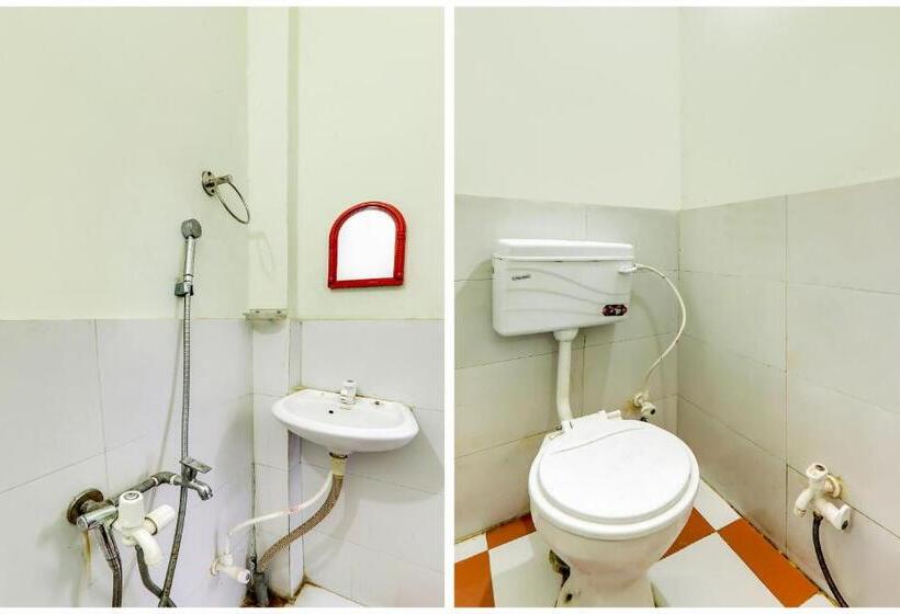 בית מלון כפרי Oyo 75326  Shri Sai Palace