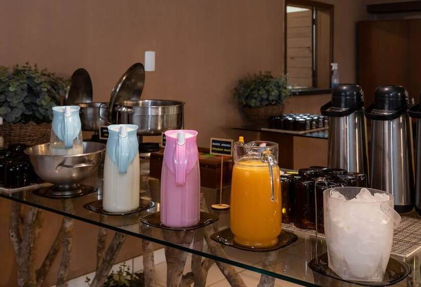 فندق Pantanal Jungle Lodge