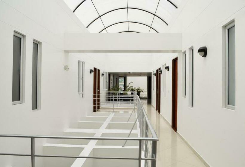 هتل Tarigua Ocaña