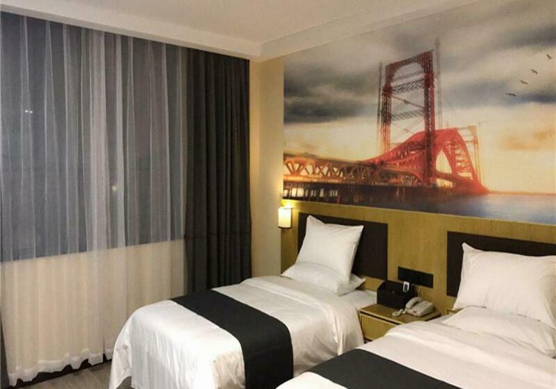 Thank Inn Chain Hotel Guizhou Southwest Puan County Putian Avenue