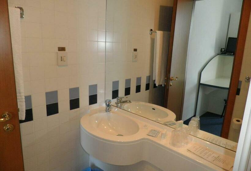 فندق Torre Imperiale