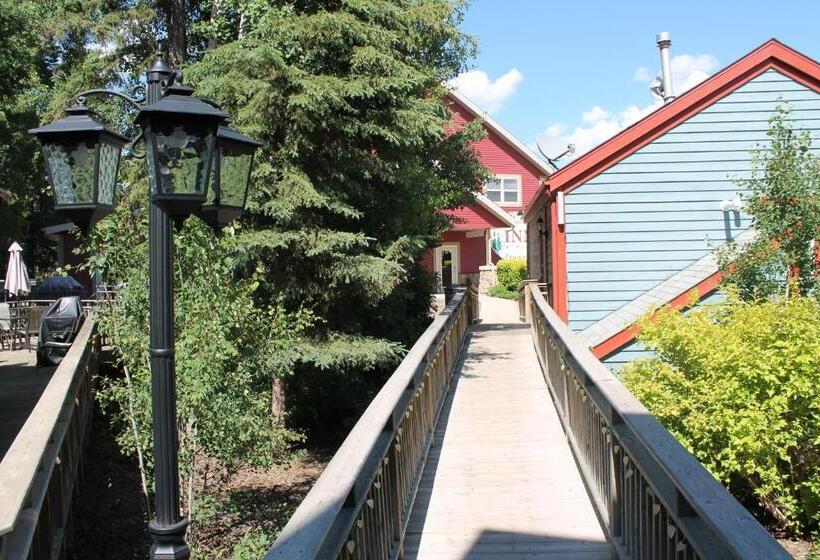 בית מלון כפרי Village Creek Country Inn