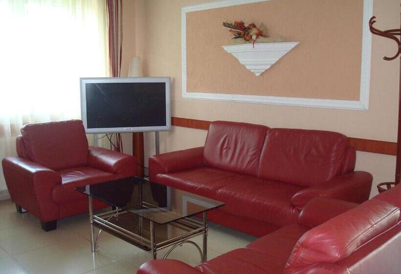 Major Hotel és Palóc Apartmanház
