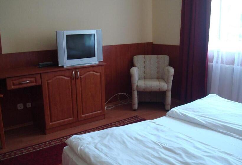 Major Hotel és Palóc Apartmanház
