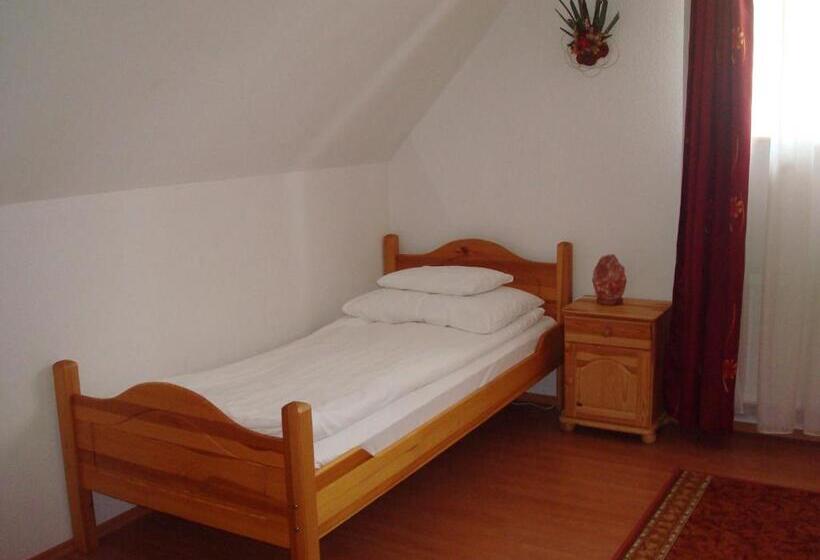 Major Hotel és Palóc Apartmanház