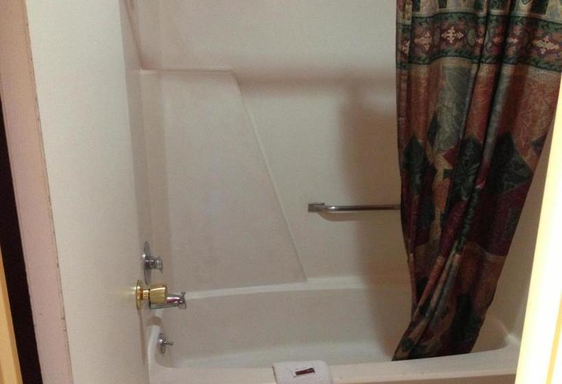 Мотель De Leon Inn