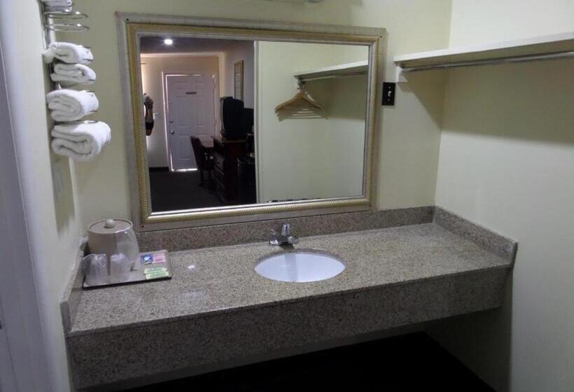 فندق على الطريق Jeffersonian Motor Inn