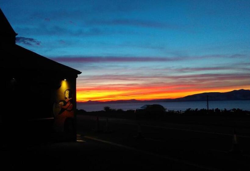 بنسيون Caitin's