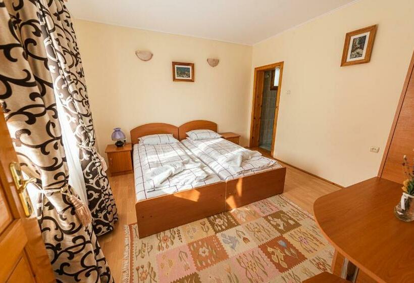 Пансион Casa Sandina