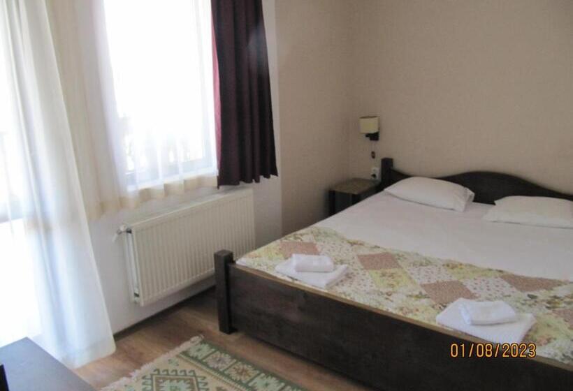 بنسيون Guest House Belchin View