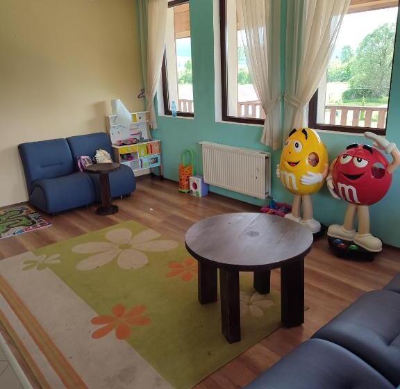 بنسيون Guest House Belchin View