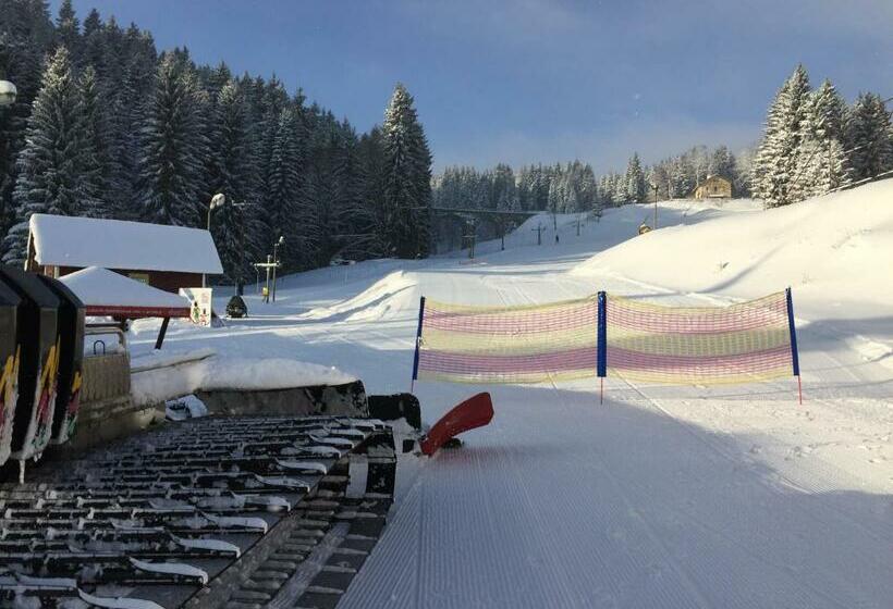 膳宿费 Guest House Marzebilla Pernink