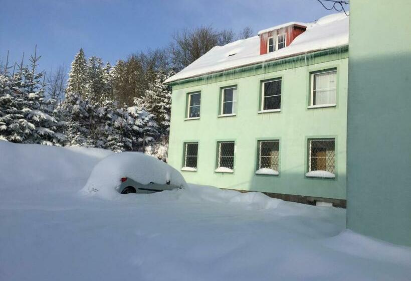 Пансион Guest House Marzebilla Pernink