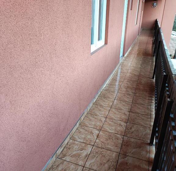 膳宿费 Havanna étterem és Vendégház