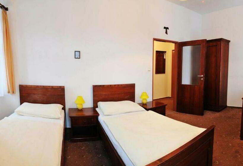 펜션 Klášter Hejnice   Vzdělávací, Konferenční A Poutní Dům