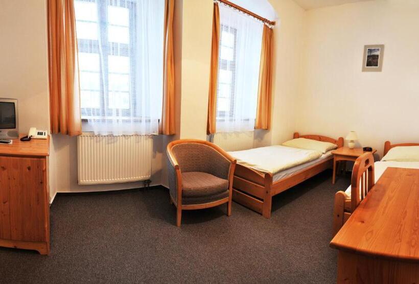 펜션 Klášter Hejnice   Vzdělávací, Konferenční A Poutní Dům