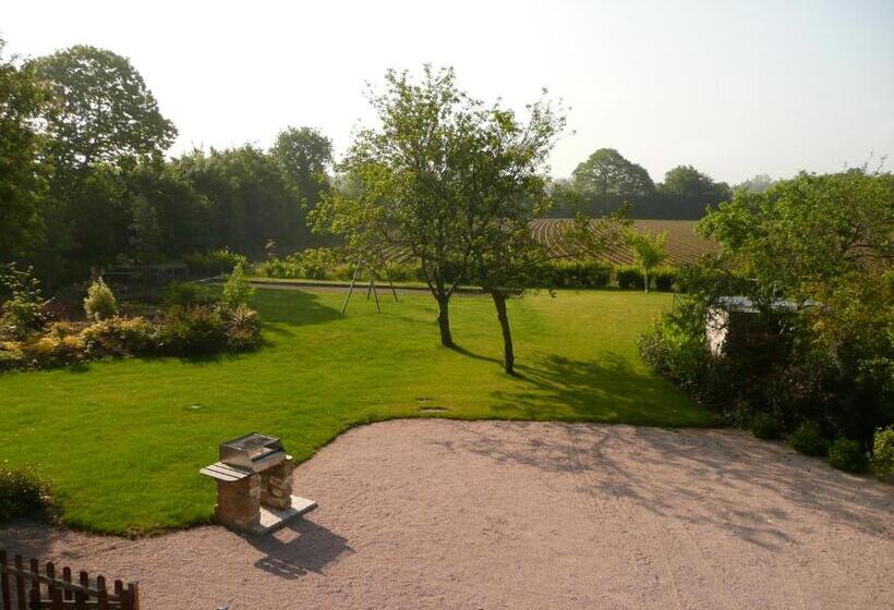 بنسيون La Ferme Du Père